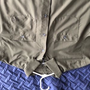 Men’s UA Heat Gear Dress Shirt